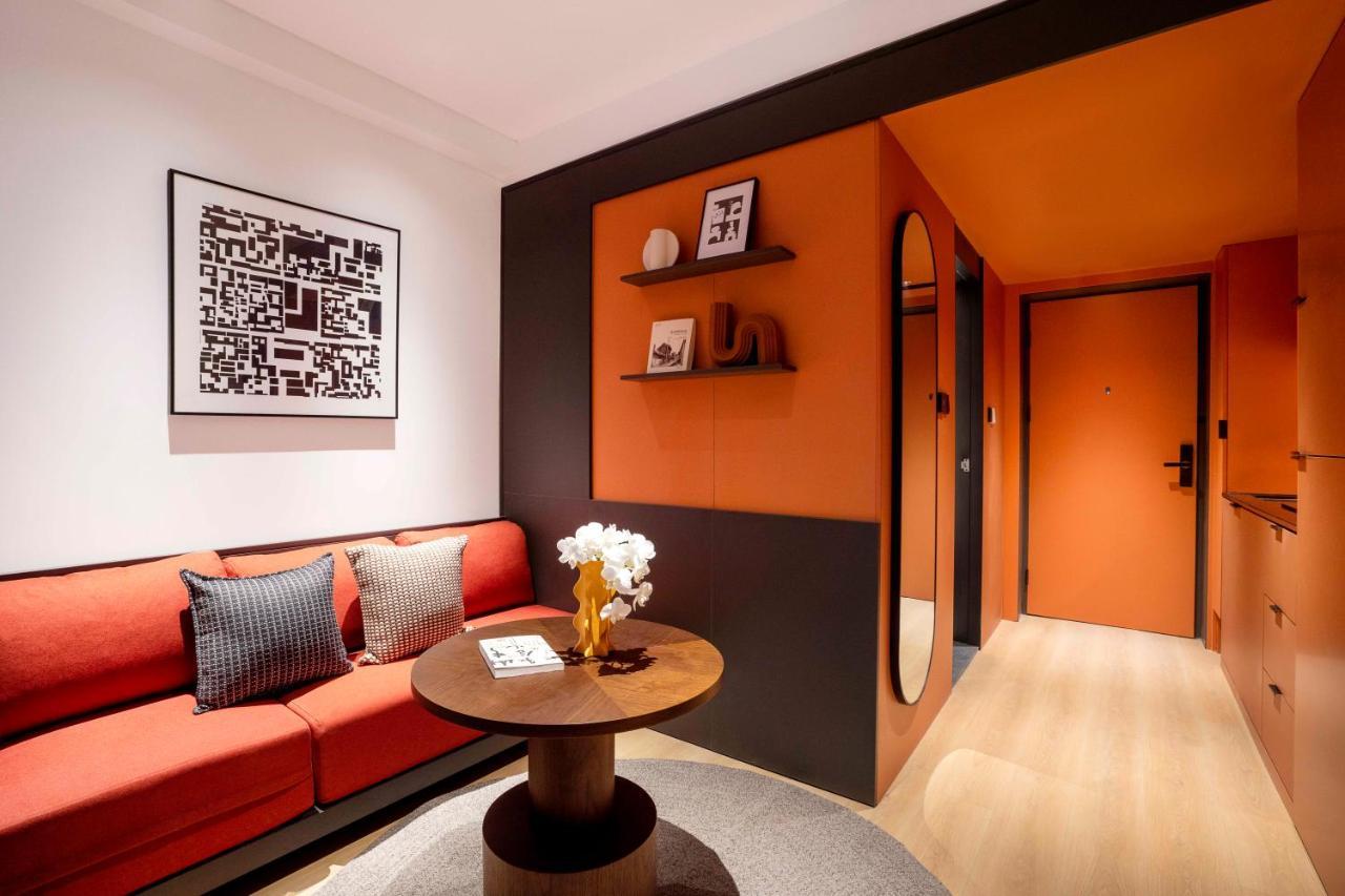 Base-Beijing Wangfujing Serviced Apartment- In Hutong &Bike Rental &Close To Forbidden City, Tian'Anmen Square &Subway Nearby &Free Coffee &Washing Machine,Kitchen &Restaurant Discount &English Speaking &High Speed Free Wifi Zewnętrze zdjęcie