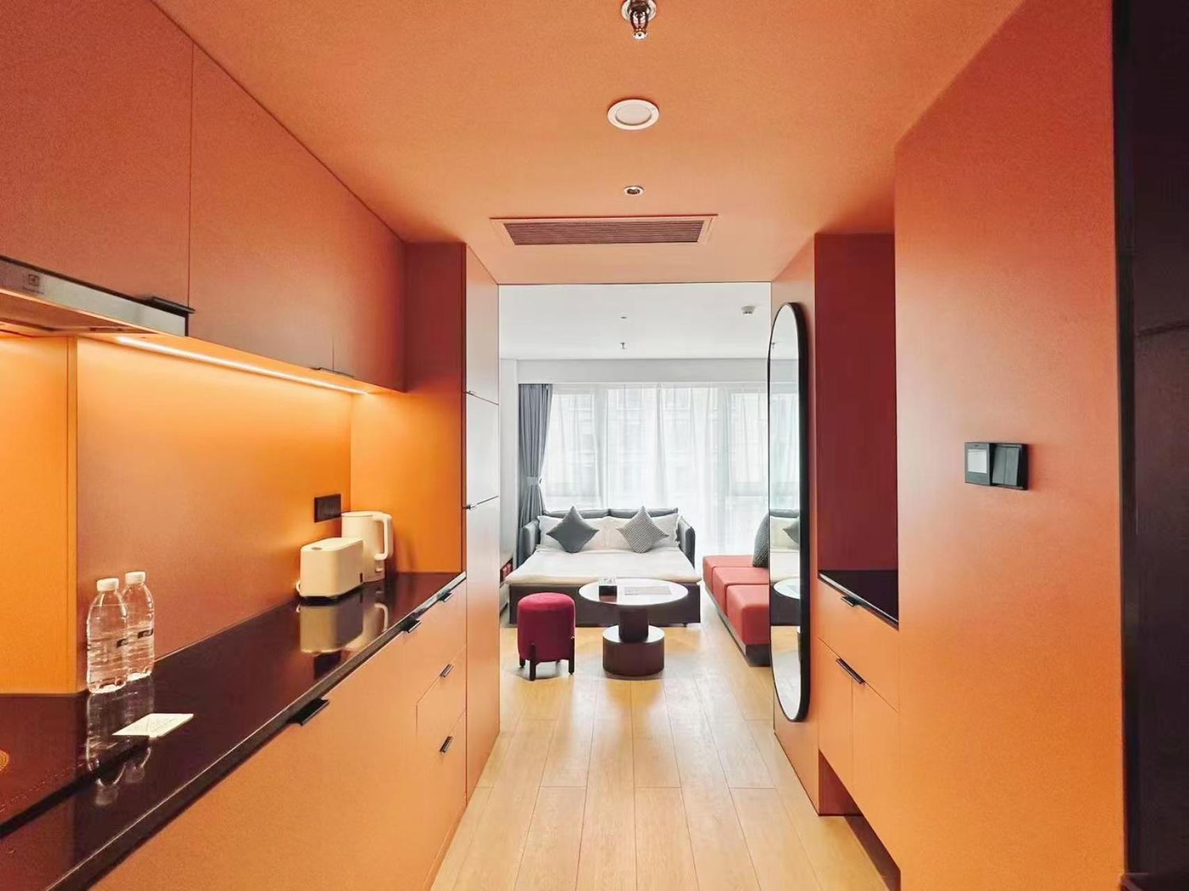 Base-Beijing Wangfujing Serviced Apartment- In Hutong &Bike Rental &Close To Forbidden City, Tian'Anmen Square &Subway Nearby &Free Coffee &Washing Machine,Kitchen &Restaurant Discount &English Speaking &High Speed Free Wifi Zewnętrze zdjęcie